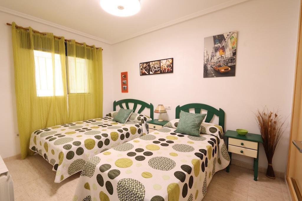For sale - 2 Bedroom 1 Bathroom House - Bungalow in Orihuela - Orihuela Costa  - Alicante