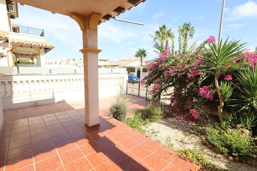 For sale - 2 Bedroom 1 Bathroom House - Townhouse in Orihuela - Playa Flamenca  - Alicante