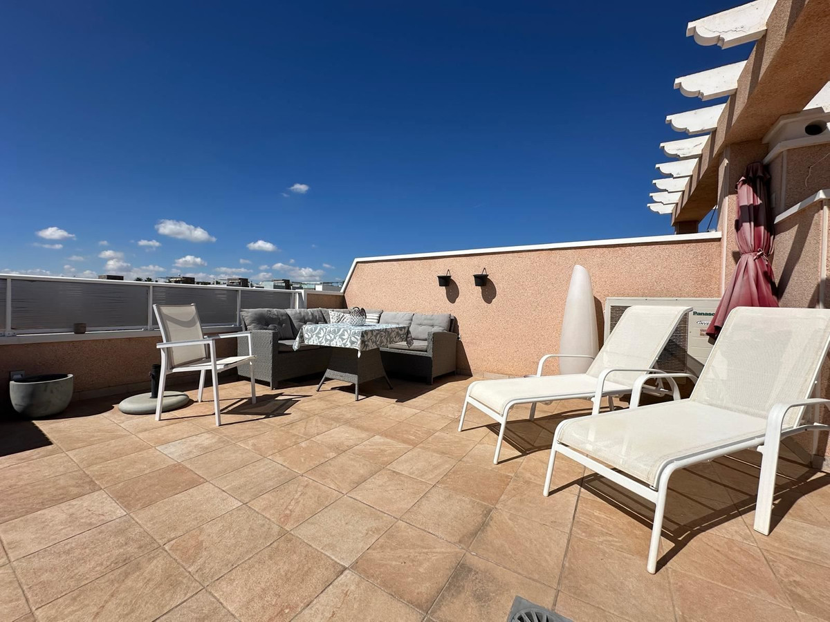 For sale - 2 Bedroom 2 Bathroom Apartment - Ground Floor Apartment in Orihuela - Punta Prima  - Alicante