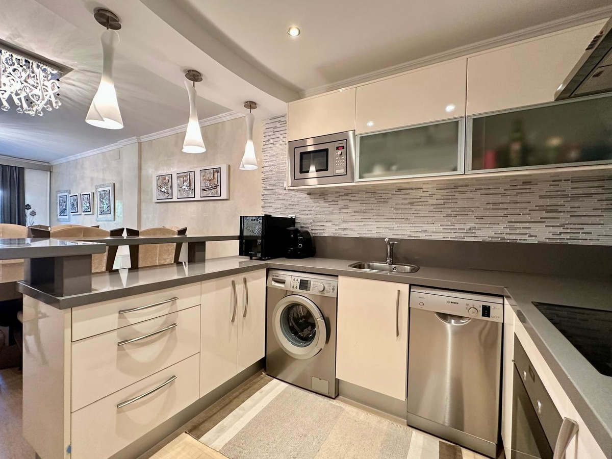 For sale - 2 Bedroom 2 Bathroom Apartment - Middle Floor Apartment in Orihuela - Campoamor  - Alicante