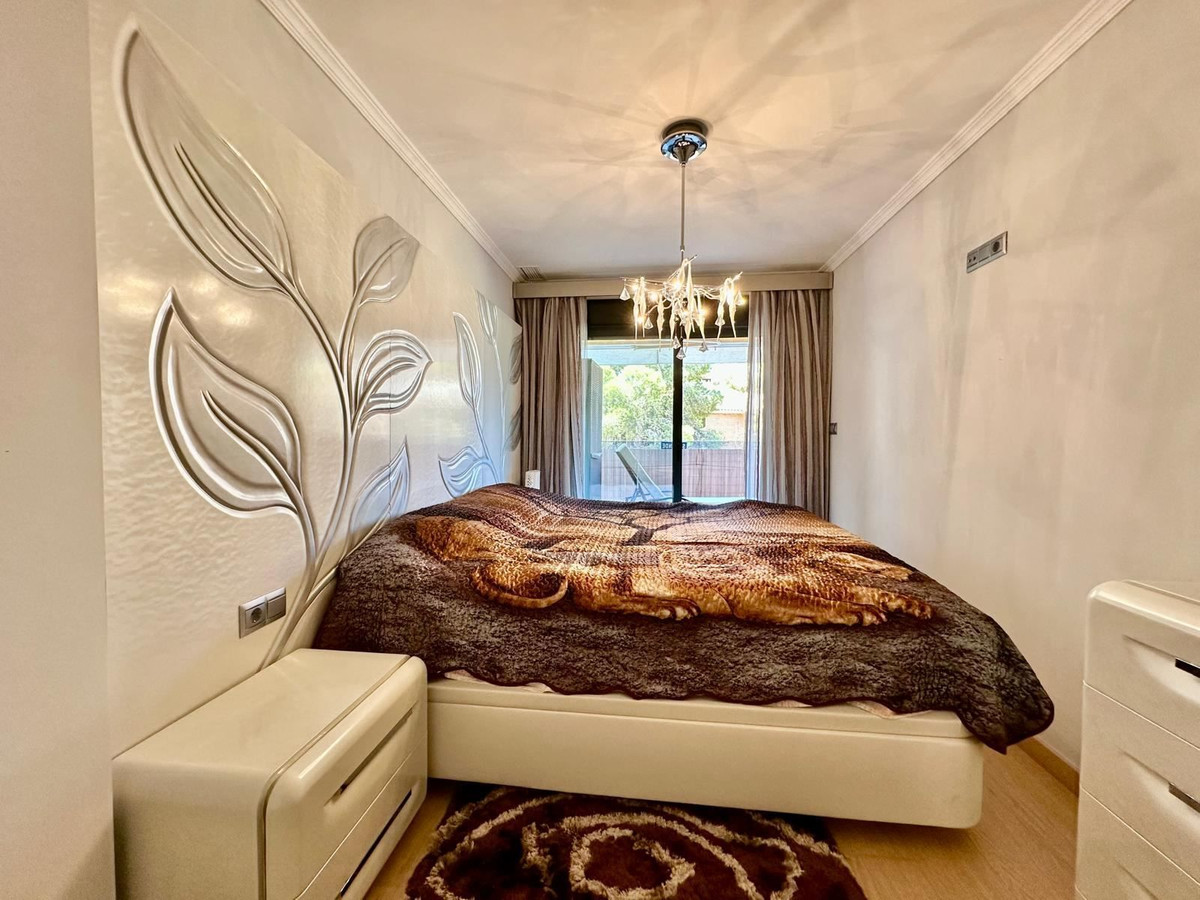 For sale - 2 Bedroom 2 Bathroom Apartment - Middle Floor Apartment in Orihuela - Campoamor  - Alicante