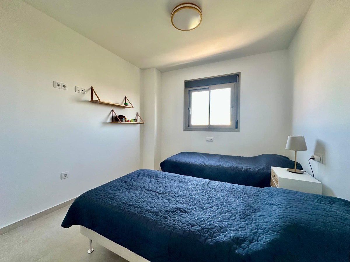 For sale - 3 Bedroom 2 Bathroom Apartment - Middle Floor Apartment in Orihuela - Los Dolses  - Alicante
