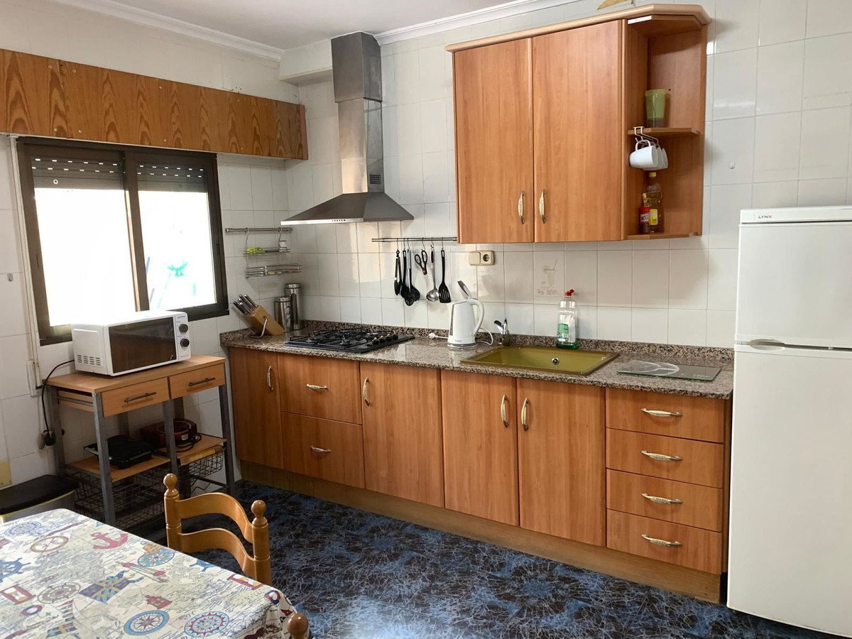 For sale - 4 Bedroom 3 Bathroom House - Townhouse in Guardamar del Segura - Guardamar del Segura Centro  - Alicante