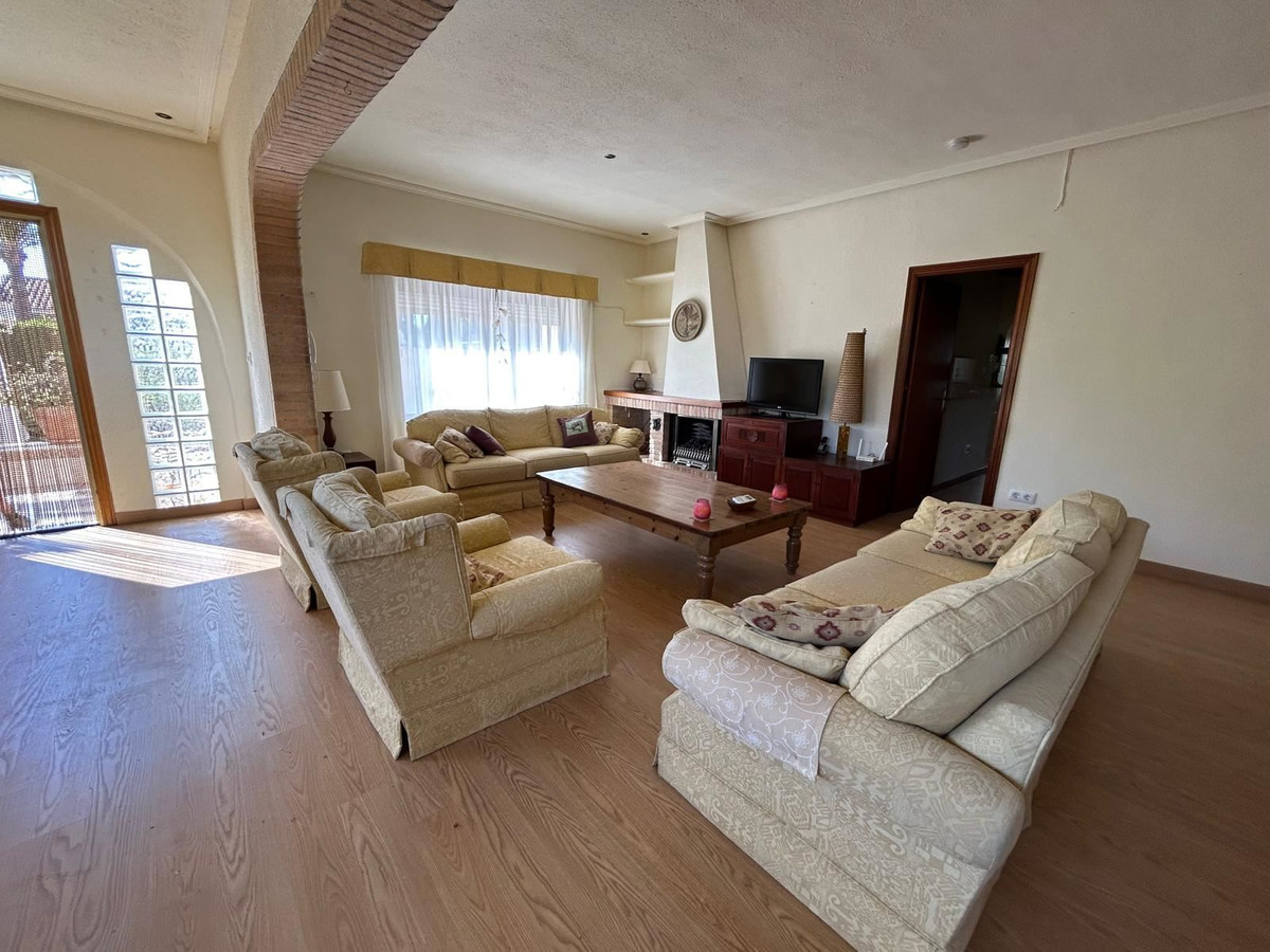 For sale - 3 Bedroom 3 Bathroom House - Detached Villa in Orihuela - Cabo Roig  - Alicante