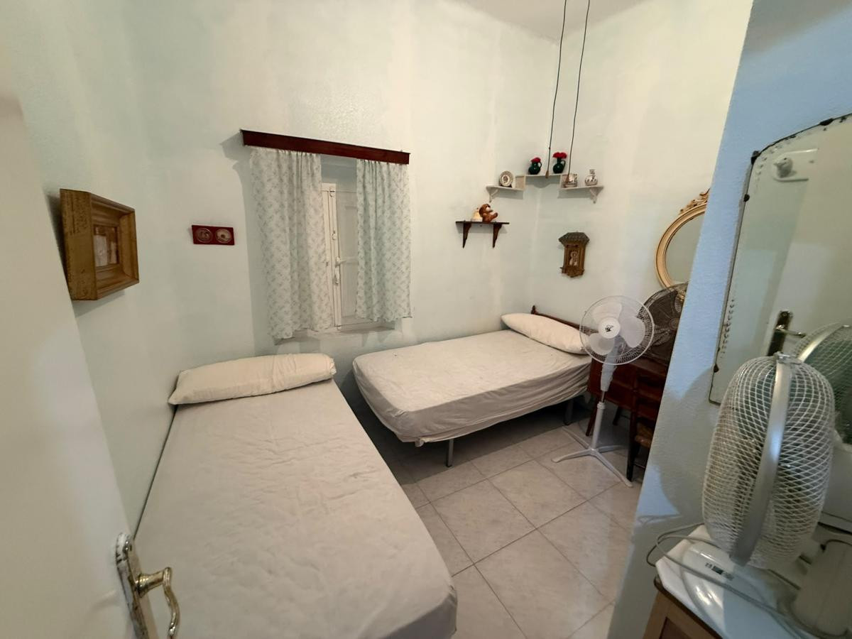 For sale - 4 Bedroom 1 Bathroom Apartment - Ground Floor Apartment in Pilar de la Horadada - Torre de la Horadada  - Alicante