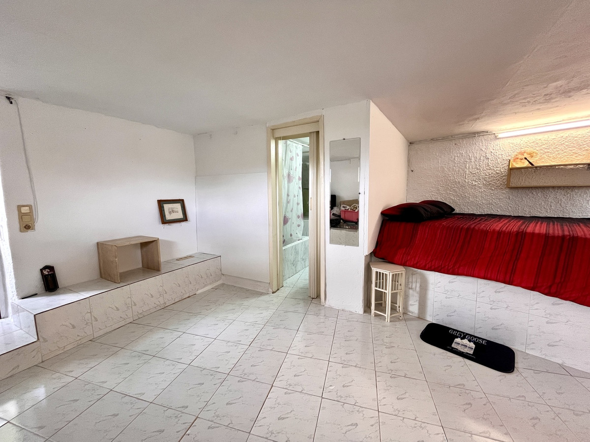 For sale - 3 Bedroom 3 Bathroom House - Detached Villa in Pilar de la Horadada - Pinar de Campoverde  - Alicante
