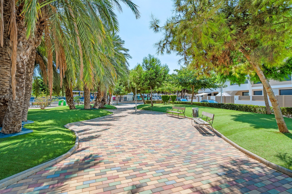 For sale - 3 Bedroom 2 Bathroom Apartment - Ground Floor Apartment in San Pedro del Pinatar - San Pedro del Pinatar Centro  - Murcia