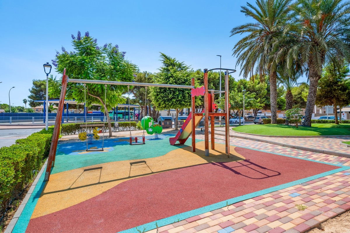 For sale - 3 Bedroom 2 Bathroom Apartment - Ground Floor Apartment in San Pedro del Pinatar - San Pedro del Pinatar Centro  - Murcia