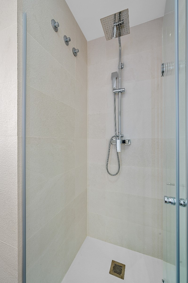 For sale - 2 Bedroom 2 Bathroom Apartment - Penthouse in Torrevieja - Torrevieja Centro  - Alicante