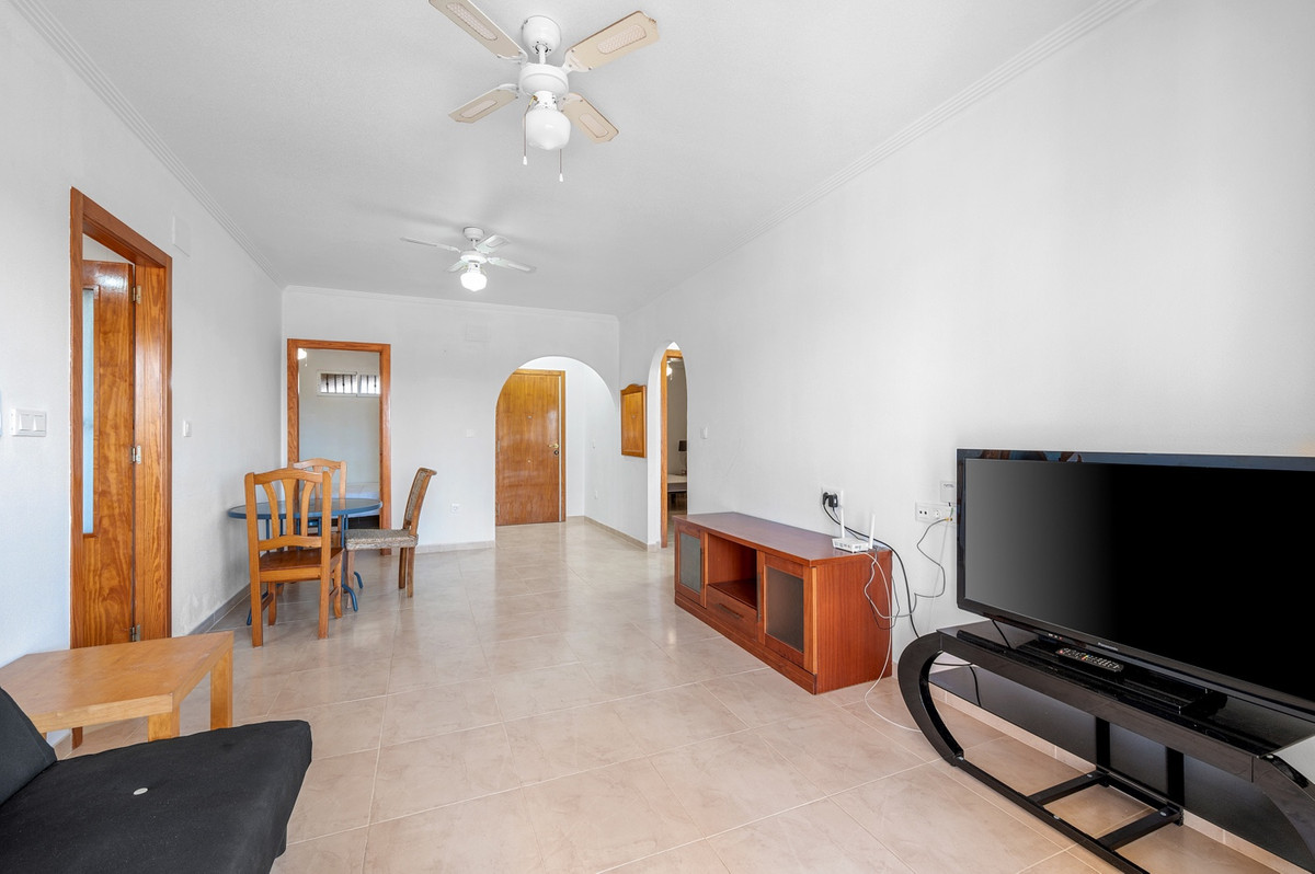 For sale - 3 Bedroom 2 Bathroom Apartment - Middle Floor Apartment in Orihuela - Orihuela Costa  - Alicante