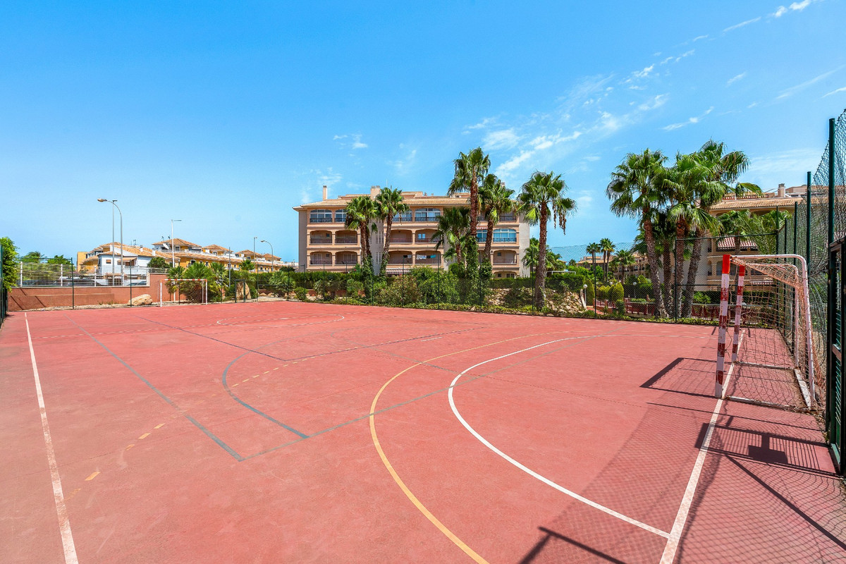 For sale - 2 Bedroom 2 Bathroom Apartment - Middle Floor Apartment in Orihuela - Playa Flamenca  - Alicante