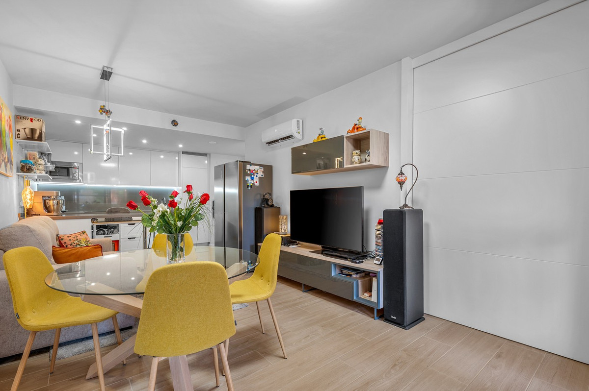 For sale - 2 Bedroom 2 Bathroom Apartment - Ground Floor Apartment in Orihuela - Villamartin  - Alicante