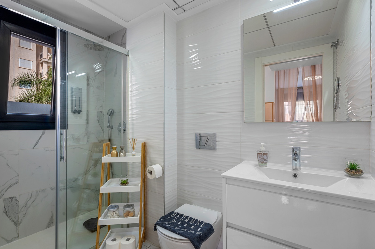 For sale - 3 Bedroom 2 Bathroom Apartment - Ground Floor Apartment in Guardamar del Segura - Guardamar del Segura Centro  - Alicante