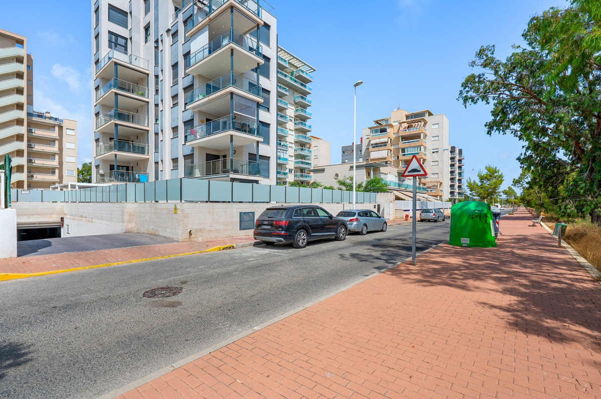 For sale - 3 Bedroom 2 Bathroom Apartment - Ground Floor Apartment in Guardamar del Segura - Guardamar del Segura Centro  - Alicante