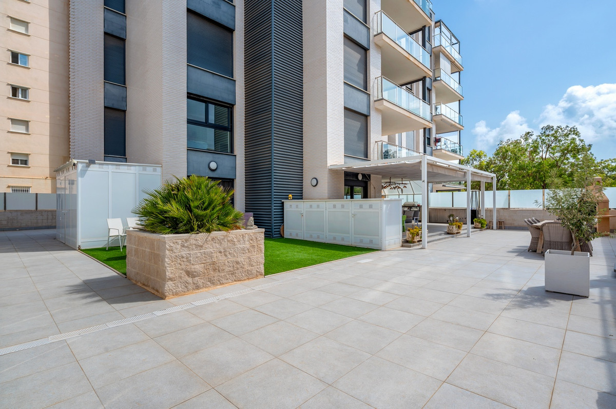 For sale - 3 Bedroom 2 Bathroom Apartment - Ground Floor Apartment in Guardamar del Segura - Guardamar del Segura Centro  - Alicante