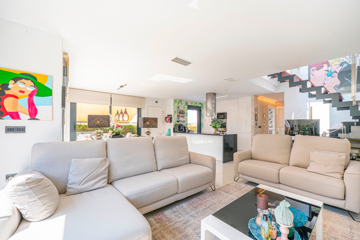 For sale - 3 Bedroom 2 Bathroom House - Detached Villa in Rojales - Lo Pepin  - Alicante