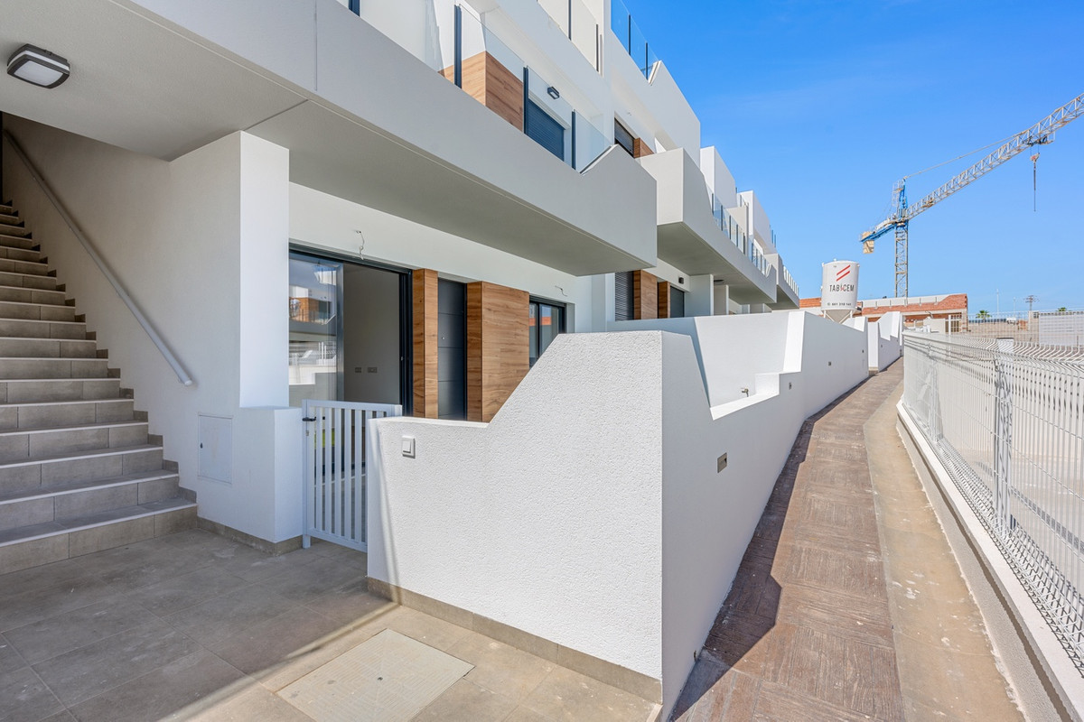For sale - 2 Bedroom 2 Bathroom Apartment - Ground Floor Apartment in San Miguel de Salinas - San Miguel  - Alicante