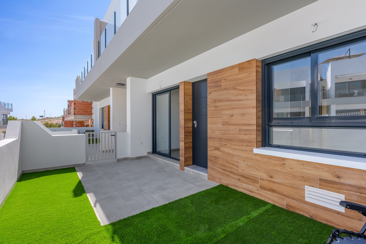 For sale - 2 Bedroom 2 Bathroom Apartment - Ground Floor Apartment in San Miguel de Salinas - San Miguel  - Alicante