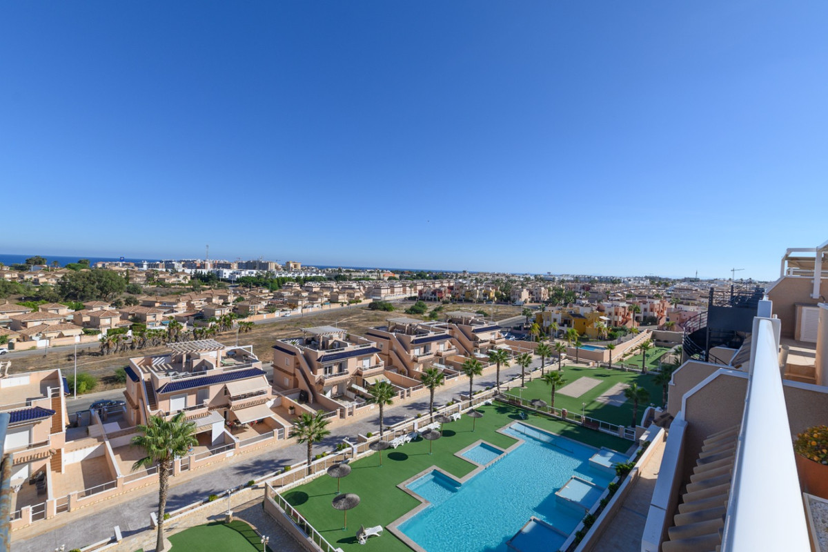 For sale - 2 Bedroom 2 Bathroom Apartment - Penthouse in Orihuela - Punta Prima  - Alicante