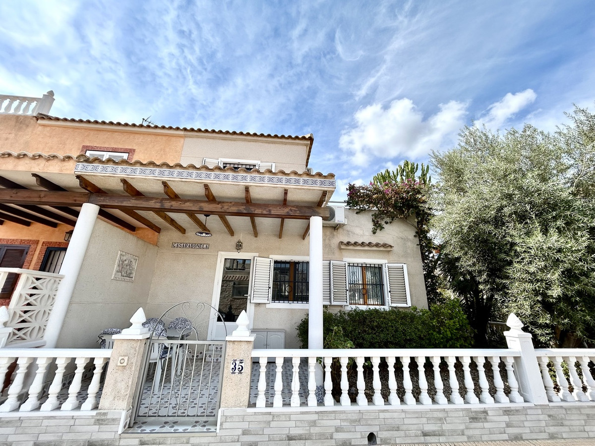 For sale - 2 Bedroom 2 Bathroom House - Townhouse in Orihuela - Playa Flamenca  - Alicante