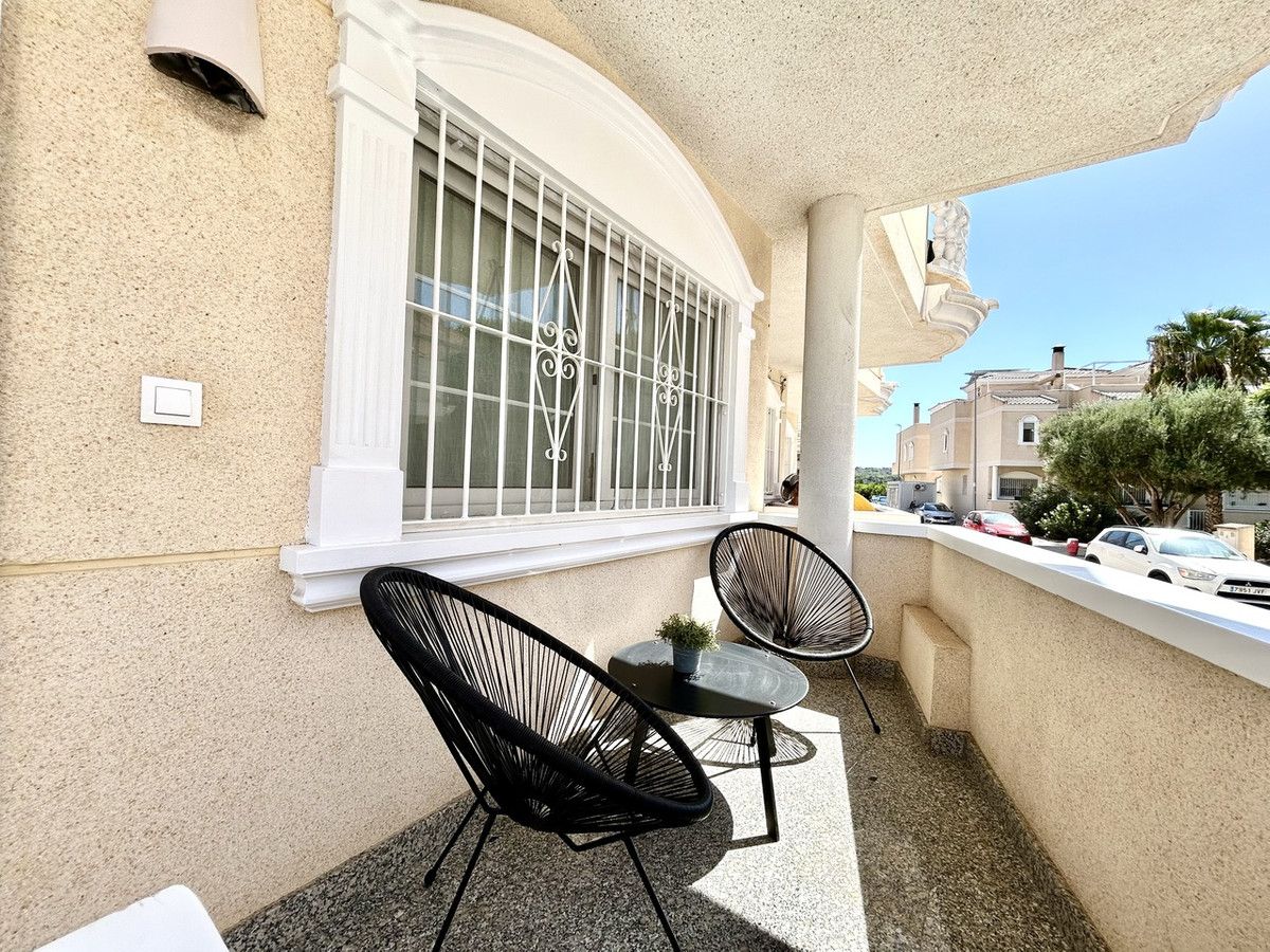 For sale - 4 Bedroom 3 Bathroom House - Townhouse in Formentera del Segura - Formentera del Segura Centro  - Alicante