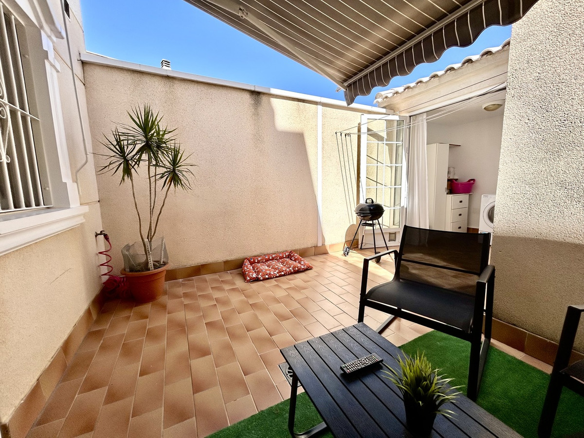 For sale - 4 Bedroom 3 Bathroom House - Townhouse in Almoradi - Heredades  - Alicante