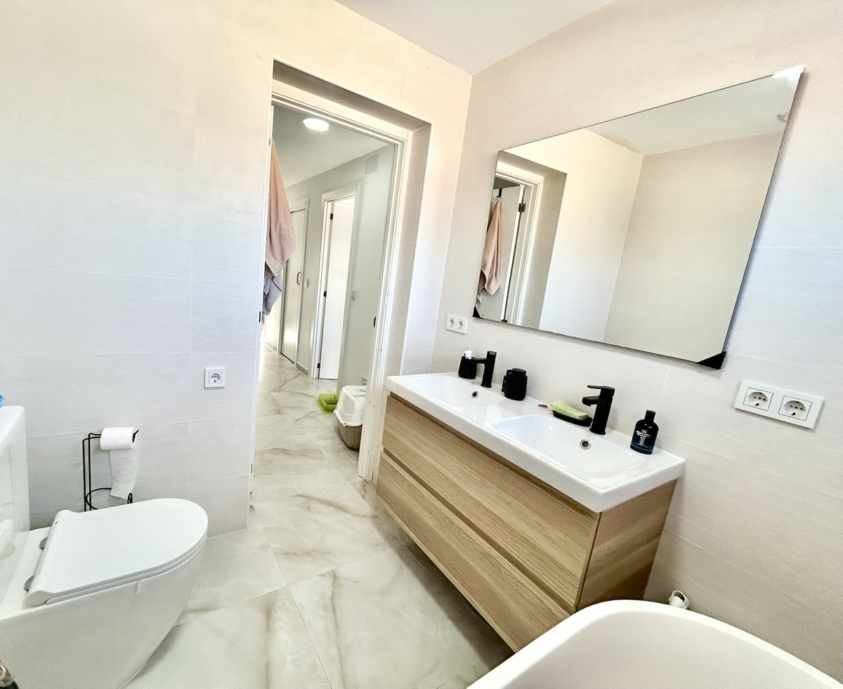For sale - 3 Bedroom 2 Bathroom House - Townhouse in Orihuela - Los Balcones  - Alicante