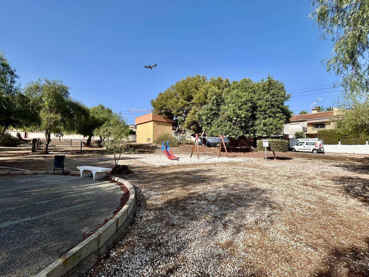 For sale - 3 Bedroom 2 Bathroom House - Townhouse in Orihuela - Los Balcones  - Alicante