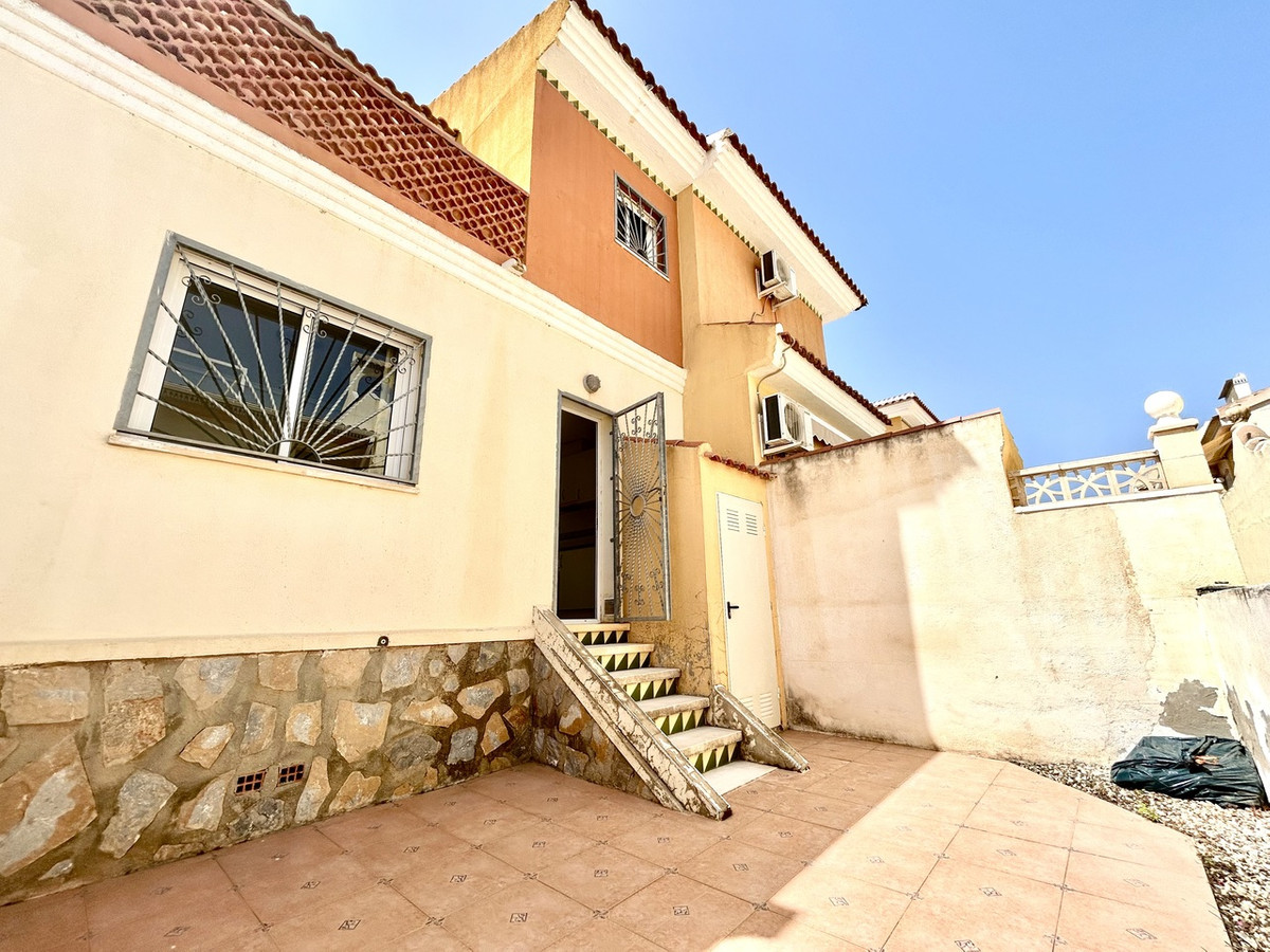 For sale - 3 Bedroom 2 Bathroom House - Townhouse in Rojales - Ciudad Quesada  - Alicante