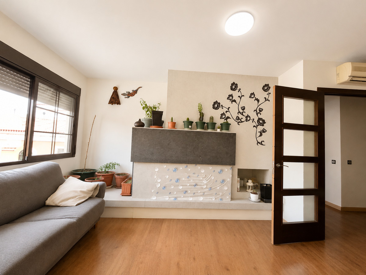 For sale - 4 Bedroom 1 Bathroom Apartment - Ground Floor Apartment in Rojales - Rojales Centro  - Alicante