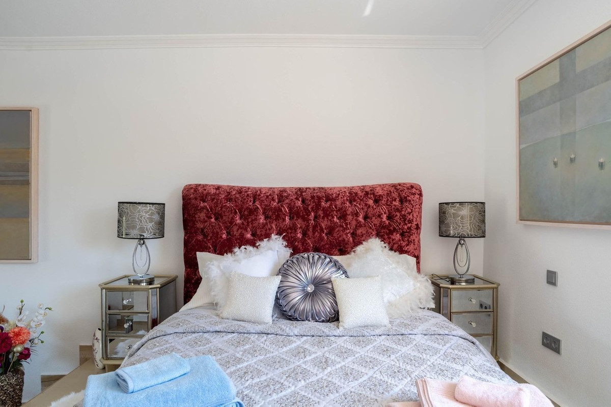 For sale - 4 Bedroom 3 Bathroom House - Detached Villa in San Miguel de Salinas - San Miguel de Salinas Centro  - Alicante