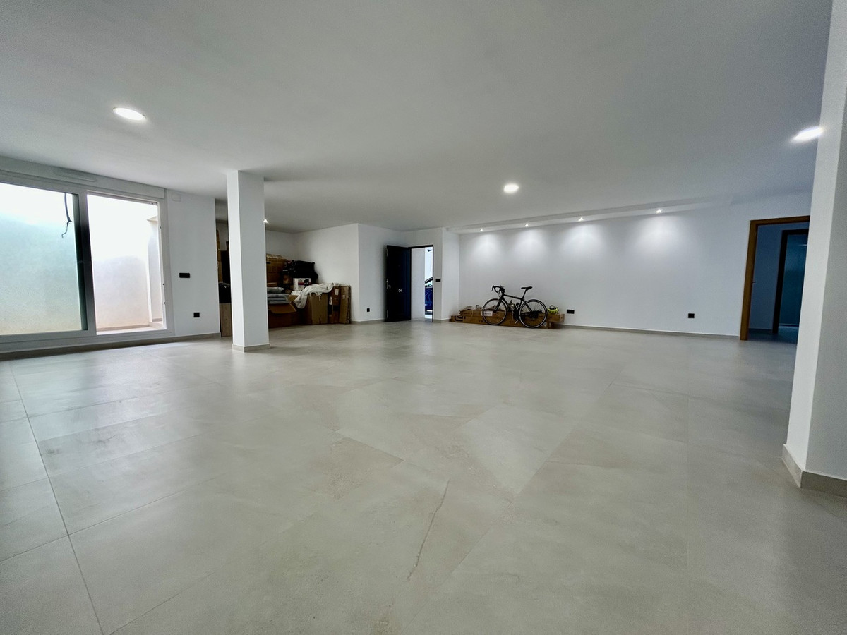 For sale - 4 Bedroom 2 Bathroom House - Detached Villa in Algorfa - La Finca Golf  - Alicante