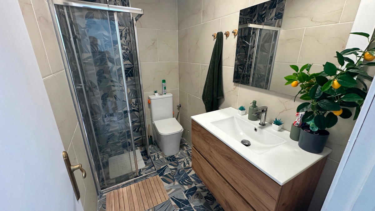 For sale - 3 Bedroom 2 Bathroom House - Townhouse in Torrevieja - La Mata  - Alicante