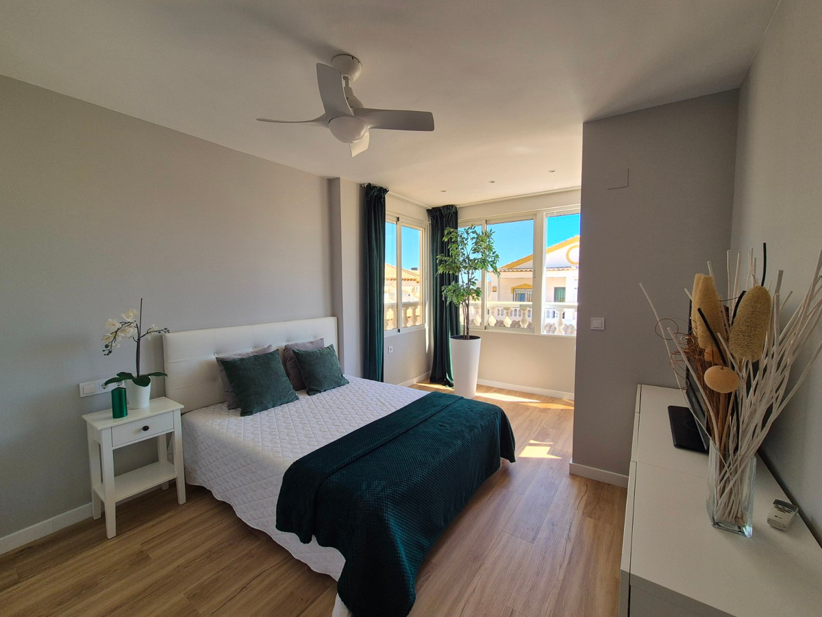 For sale - 3 Bedroom 2 Bathroom House - Townhouse in Orihuela - La Florida  - Alicante