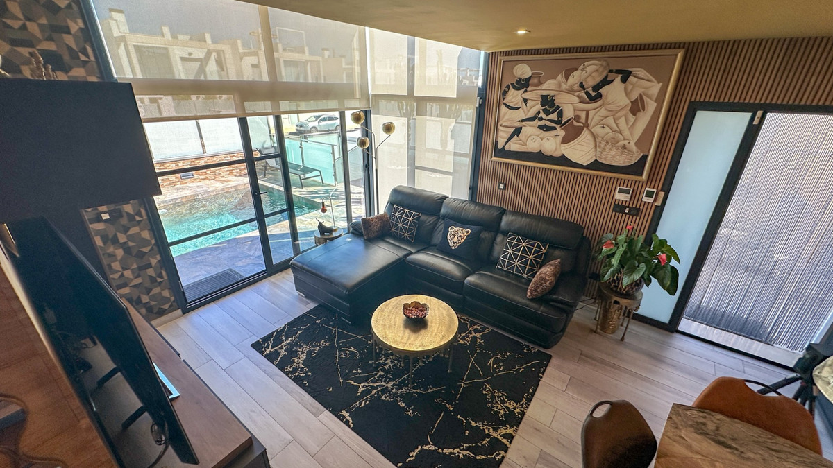 For sale - 3 Bedroom 3 Bathroom House - Detached Villa in Orihuela - Lomas de Cabo Roig  - Alicante