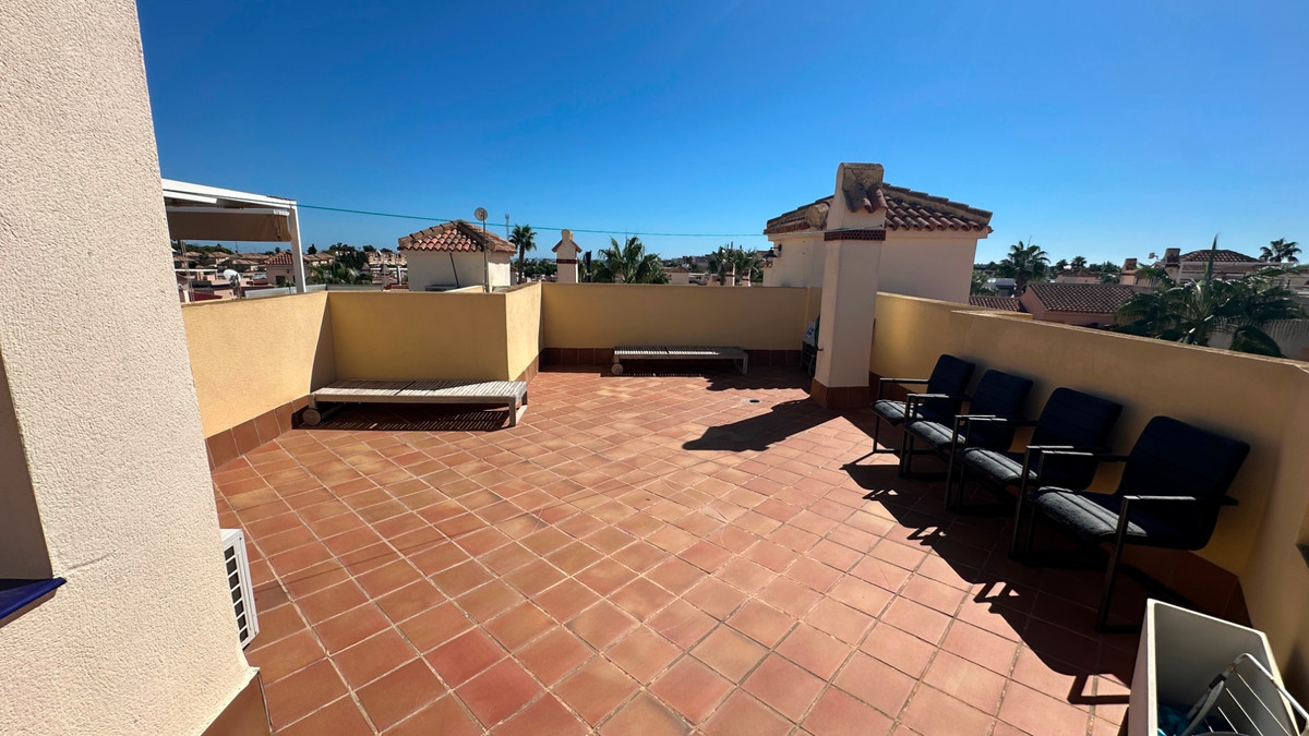 For sale - 2 Bedroom 2 Bathroom House - Bungalow in Orihuela - Los Altos  - Alicante