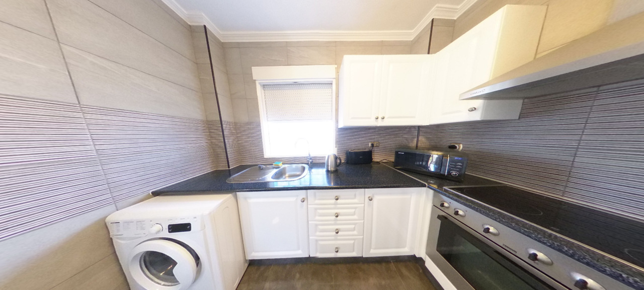 For sale - 5 Bedroom 3 Bathroom Villa in La Zenia - Costa Blanca  - Alicante