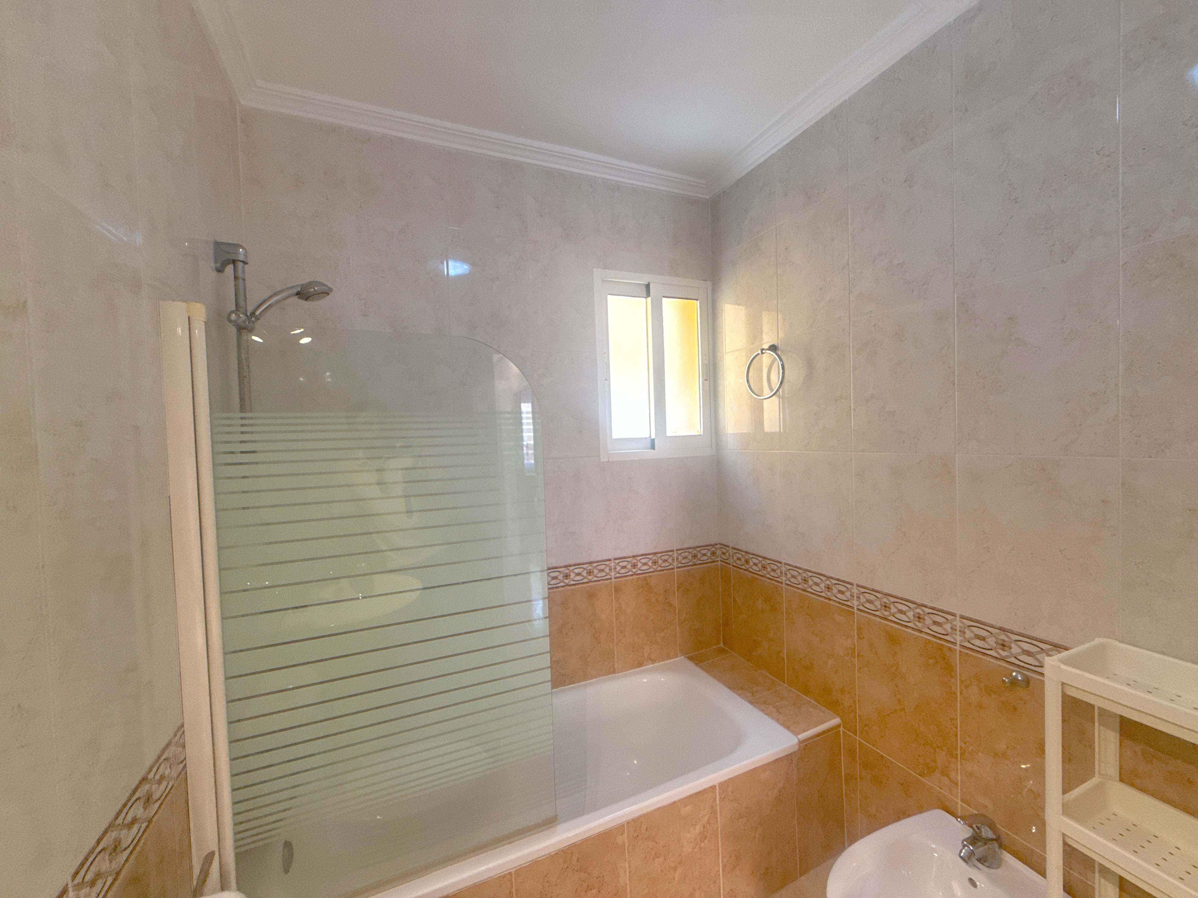 For sale - 3 Bedroom 2 Bathroom Townhouse in Cabo Roig -  - Alicante