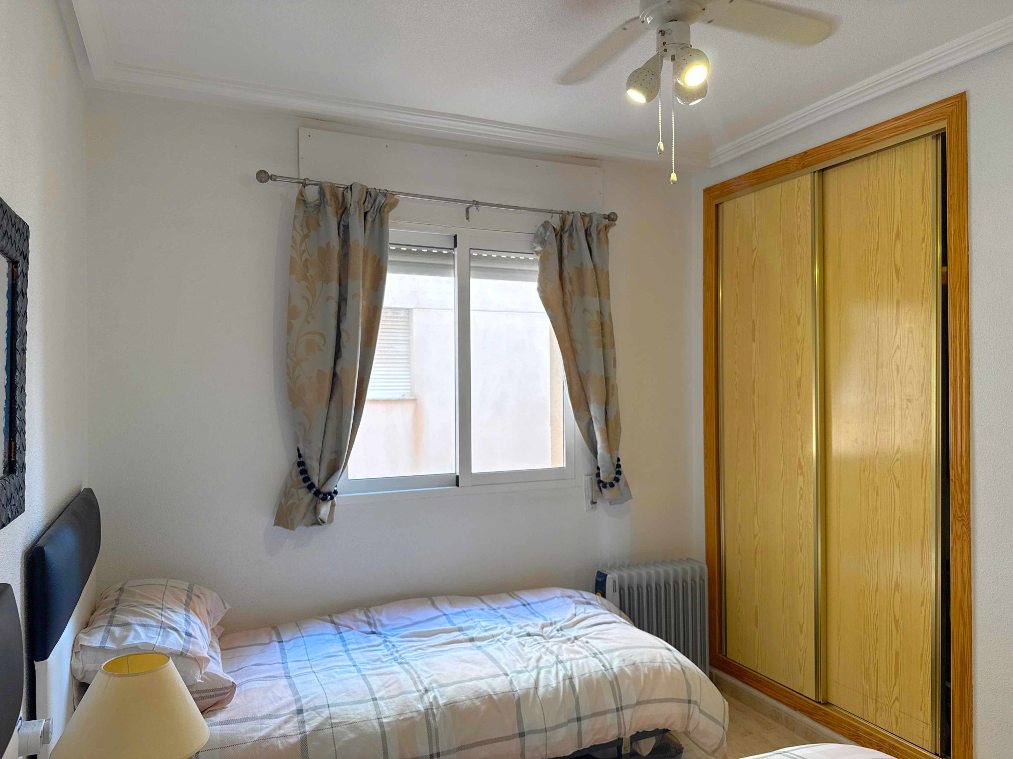 For sale - 2 Bedroom 1 Bathroom Apartment in Cabo Roig -  - Alicante