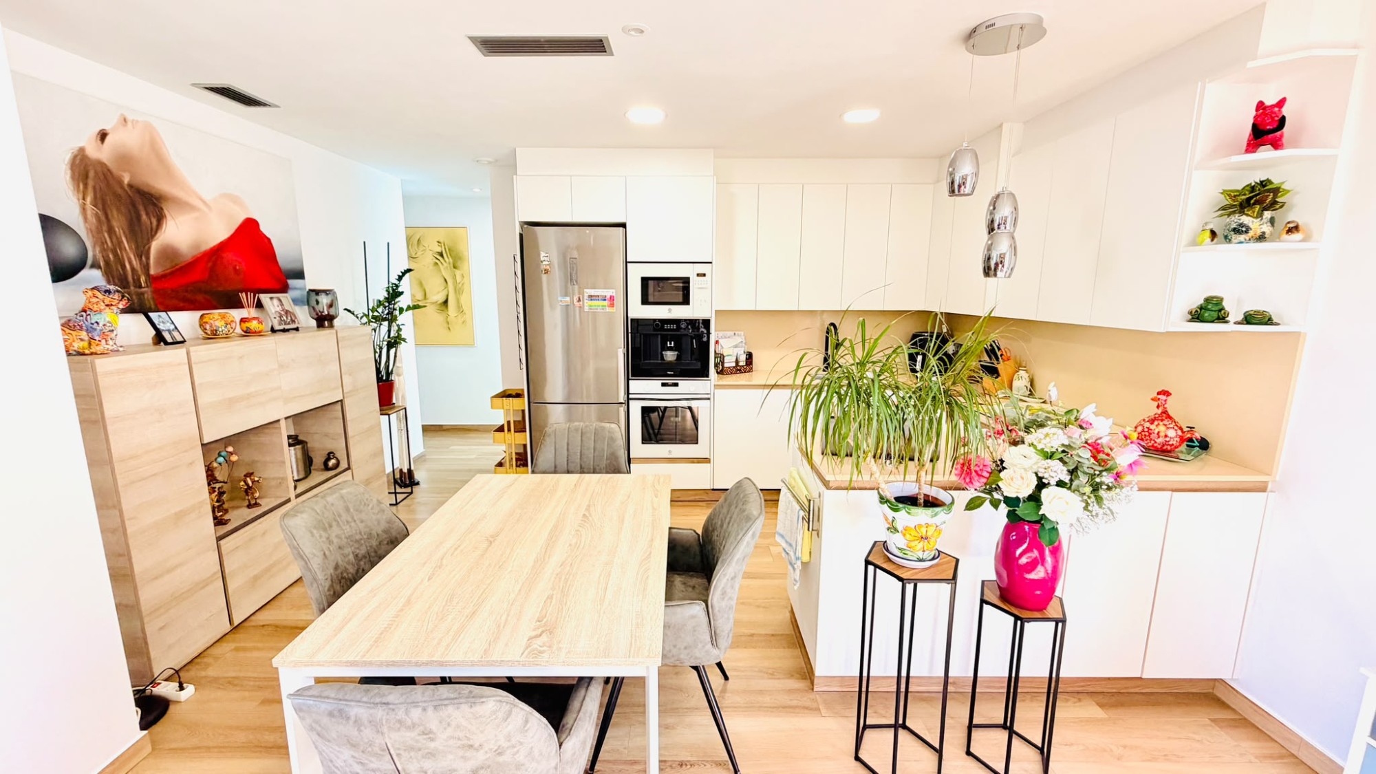 For sale - 3 Bedroom 2 Bathroom Semi-Detached Villa in Los Montesinos -  - Alicante