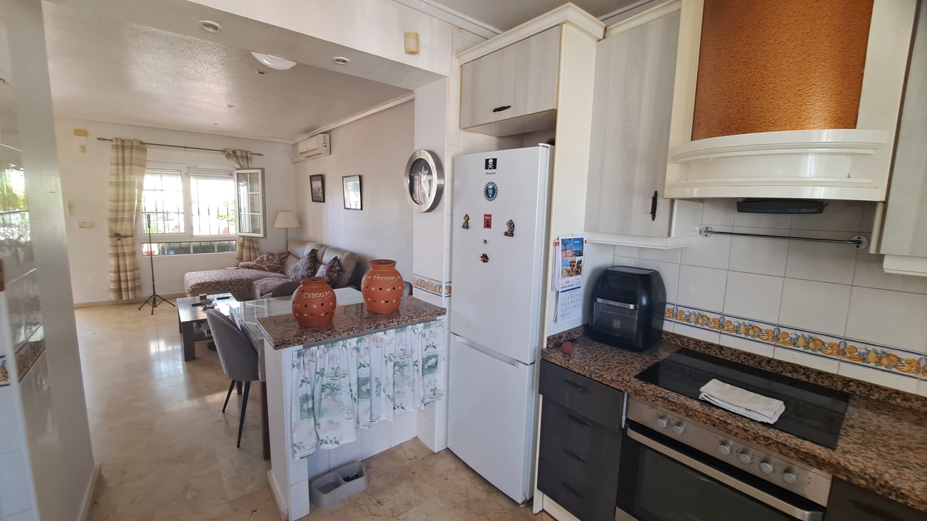 For sale - 2 Bedroom 2 Bathroom Town House in Villamartin - Orihuela Costa  - Alicante