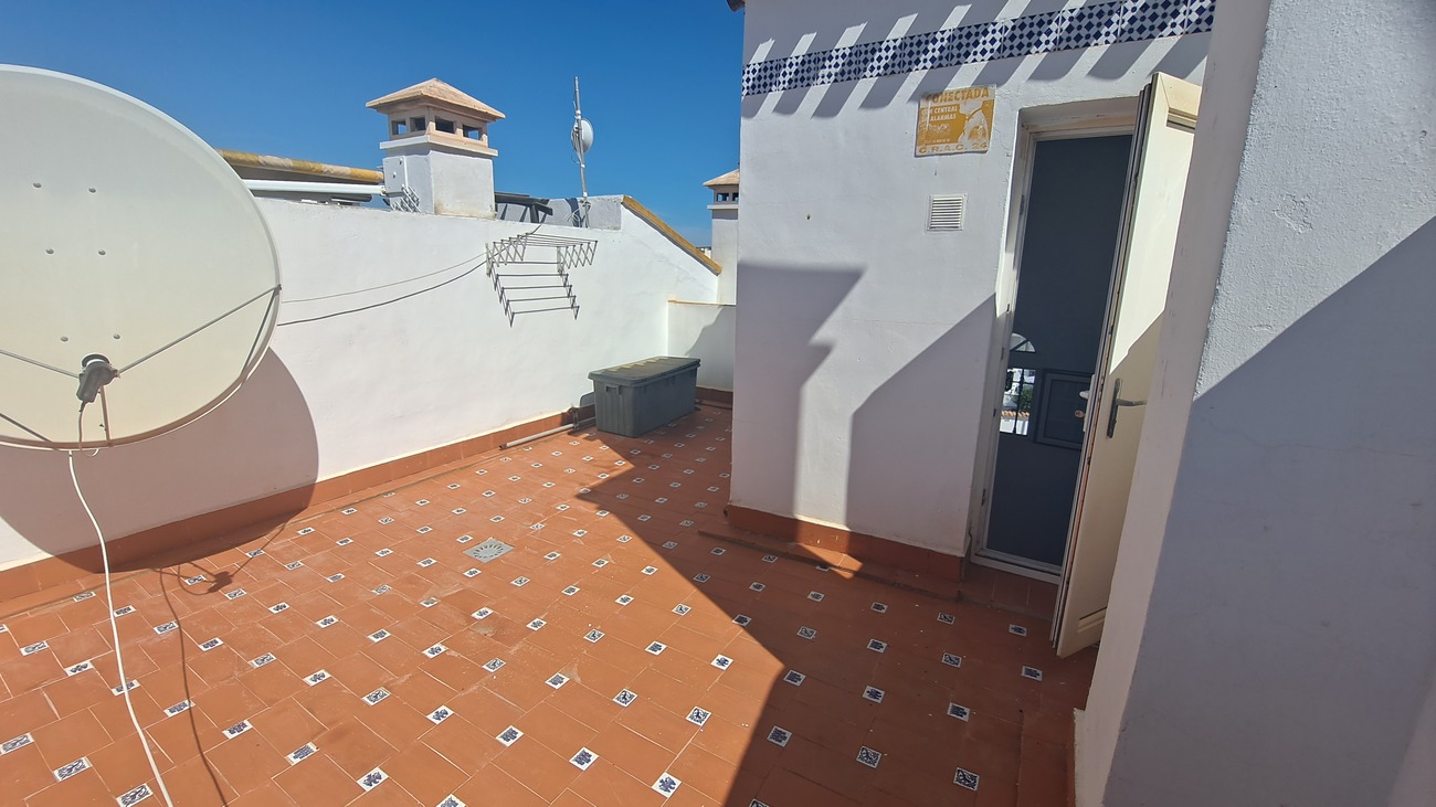 For sale - 2 Bedroom 2 Bathroom Town House in Villamartin - Orihuela Costa  - Alicante