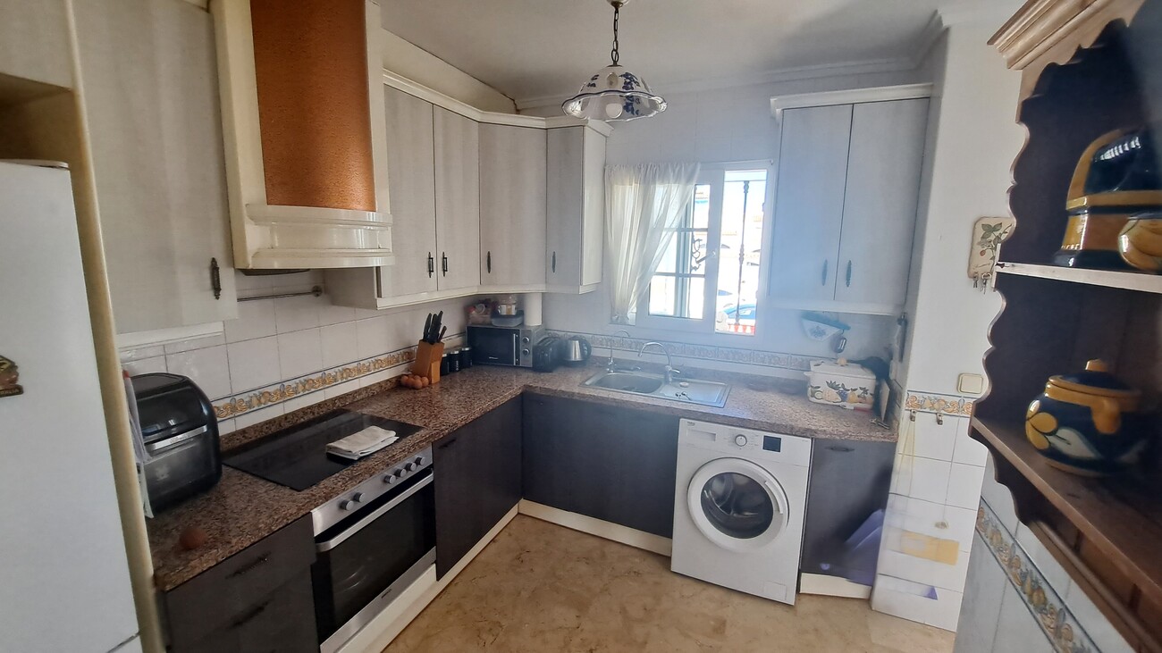 For sale - 2 Bedroom 2 Bathroom Town House in Villamartin - Orihuela Costa  - Alicante