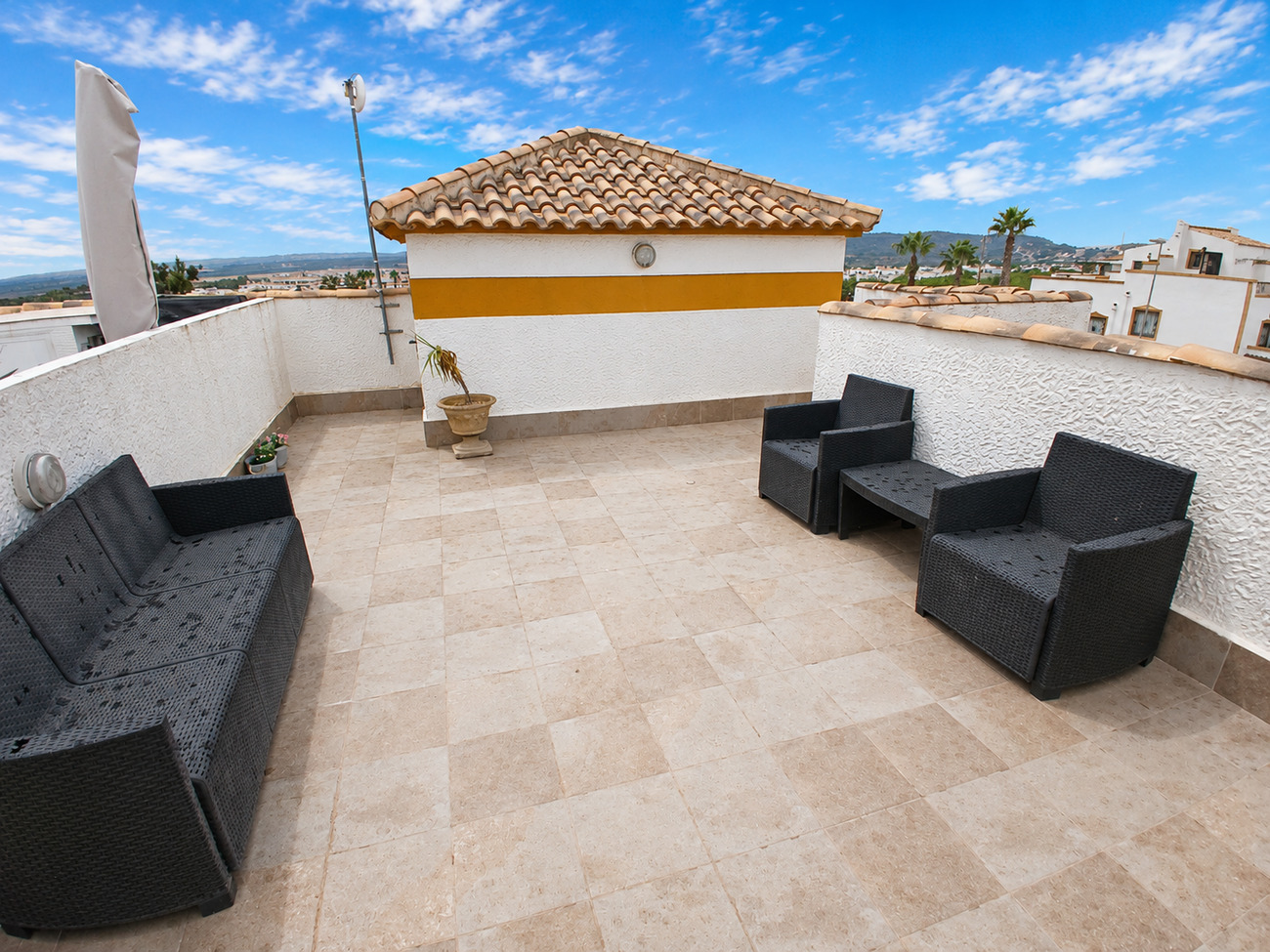 For sale - 2 Bedroom 1 Bathroom Penthouse in Vistabella Golf Entre Naranjos - Costa Blanca  - Alicante
