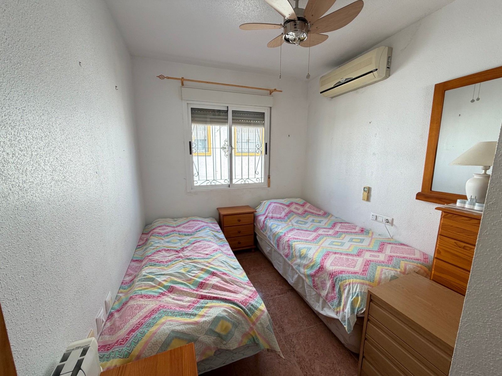 For sale - 3 Bedroom 2 Bathroom Townhouse in Los Montesinos - Entre Naranjos Vistabella  - Alicante