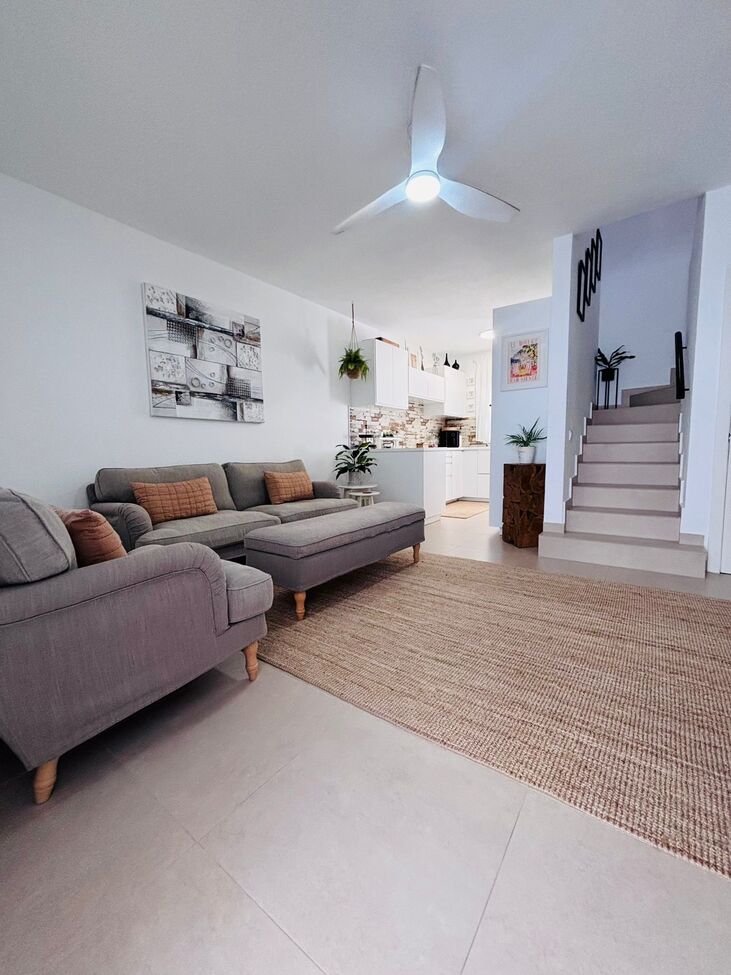 For sale - 2 Bedroom 3 Bathroom Town House in Villamartin - Orihuela Costa  - Alicante