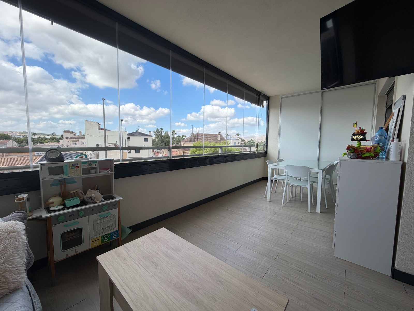 For sale - 3 Bedroom 2 Bathroom Apartment in Jacarilla - Jacarilla  - Alicante