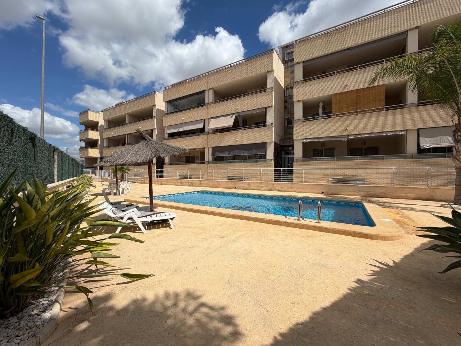 For sale - 3 Bedroom 2 Bathroom Apartment in Jacarilla - Jacarilla  - Alicante