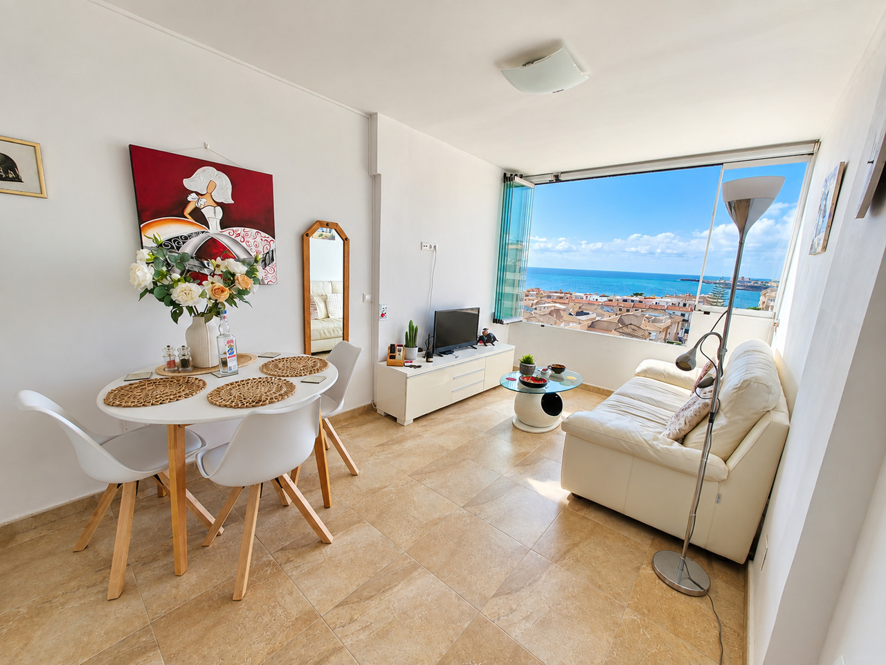 For sale - 2 Bedroom 1 Bathroom Apartment in Torrevieja - , Torrevieja, Alicante, Spain - Alicante