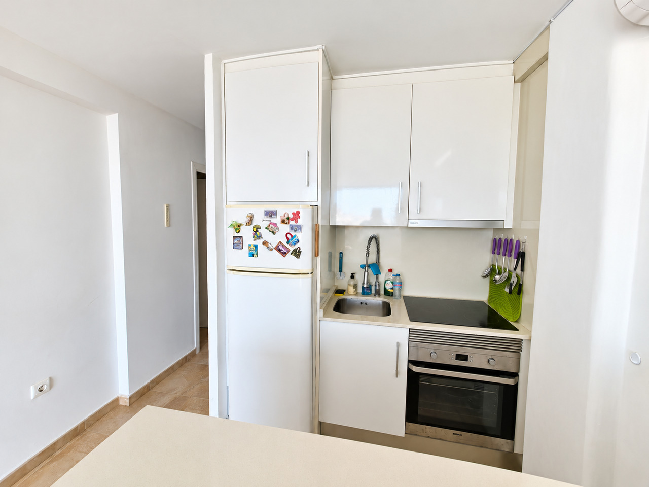 For sale - 2 Bedroom 1 Bathroom Apartment in Torrevieja - , Torrevieja, Alicante, Spain - Alicante